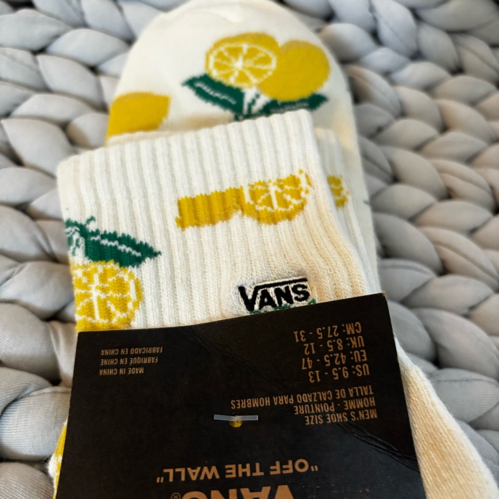 Vans Socks - Picture 2 of 3